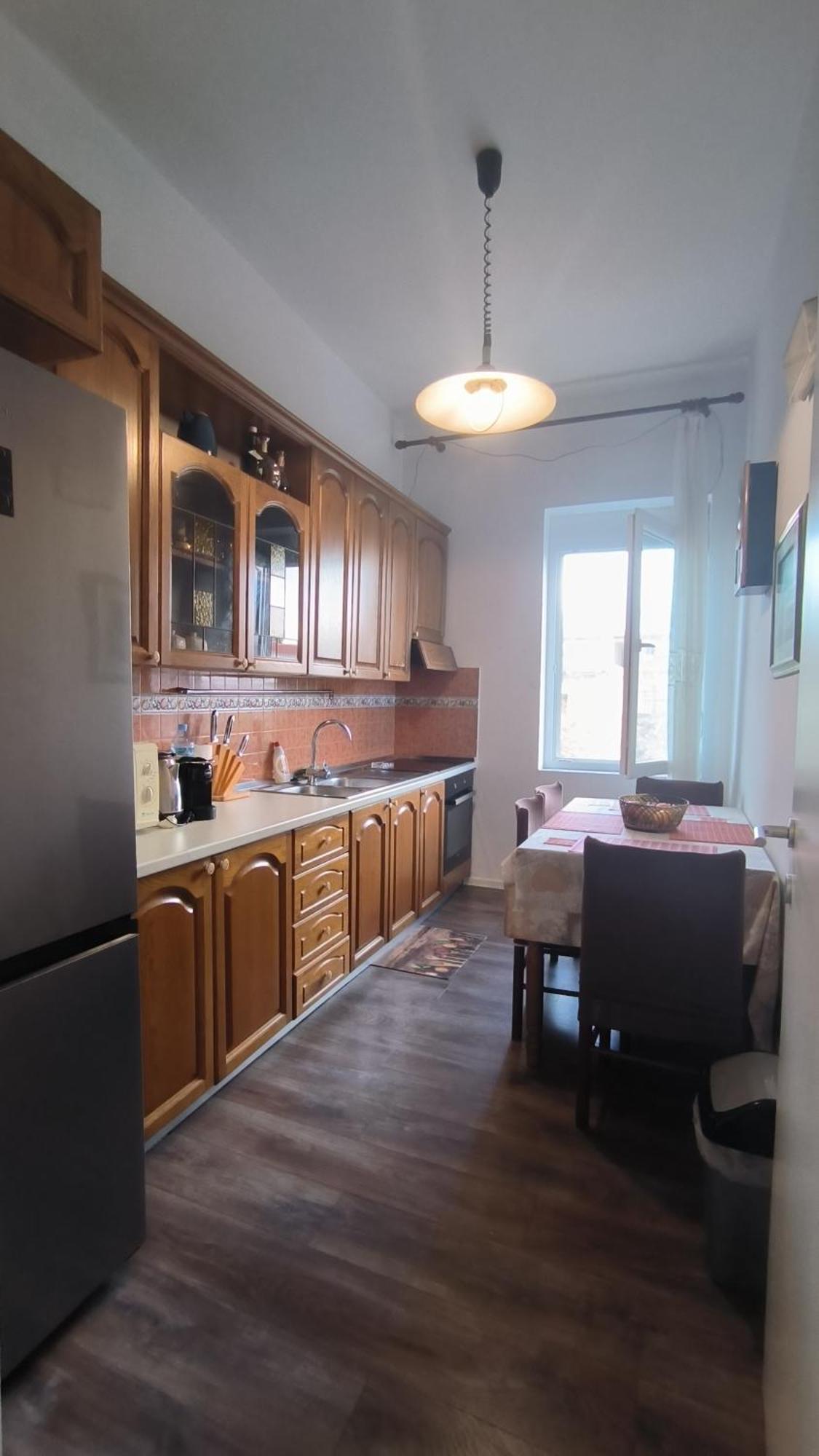 Lukas Apartament Vollga Дуррес Екстер'єр фото